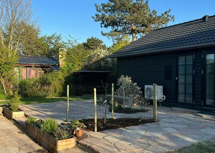 Modern 5 Minutes From The Sea * Karrebæksminde