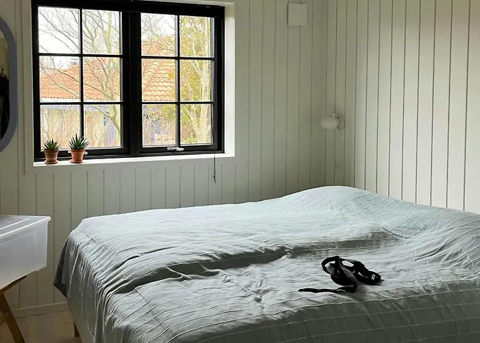 Modern 5 Minutes From The Sea Hébergement de vacances Karrebæksminde